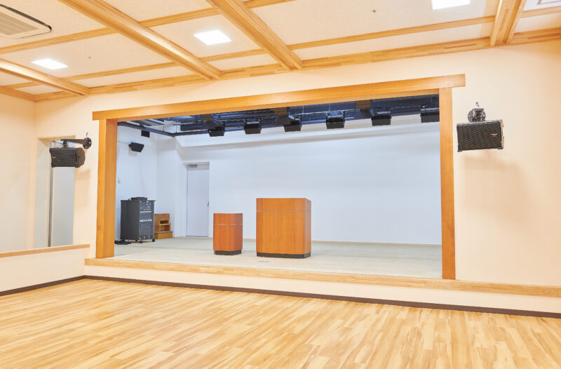 トップ：小ホール画像