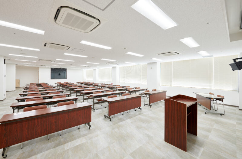 トップ：大会議室画像